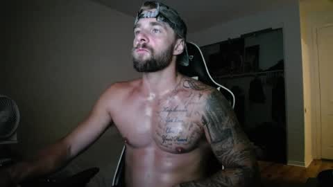 Snapshot of theufcfan_8181 chatting on 11, 7, 2026 troy online show from 11, 7, 2026