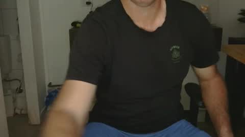 Snapshot of theuncutsussie chatting on 7, 2, 2026 Theuncutaussie online show from 7, 2, 2026