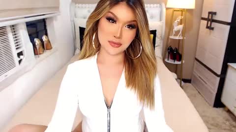 ValerieAnderson online show from 7, 12, 2024