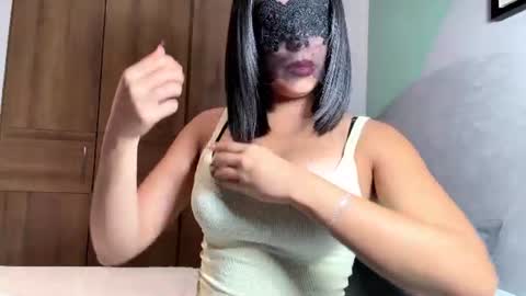 thevalentinanoir online show from 15, 7, 2026