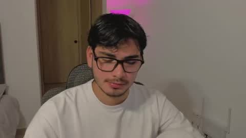 thiaan__ online show from 8, 8, 2026