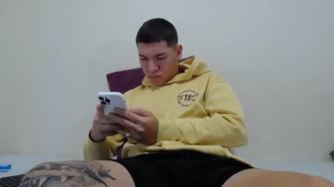 Thiago independent model online show from 16, 1, 2025