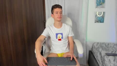 Manuel online show from 4, 10, 2025