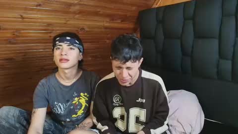 Snapshot of thiago_n_sam chatting on 11, 11, 2025 thiago_n_sam online show from 11, 11, 2025