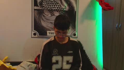 Snapshot of thiago_n_sam chatting on 30, 11, 2025 thiago_n_sam online show from 30, 11, 2025