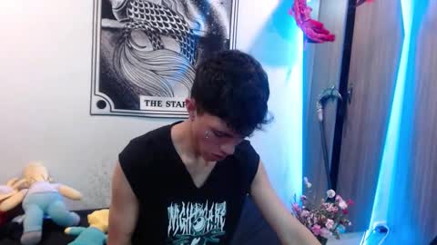 Snapshot of thiago_n_sam chatting on 14, 12, 2025 thiago_n_sam online show from 14, 12, 2025