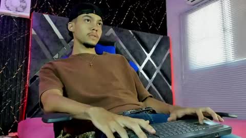 Thiago online show from 20, 5, 2026