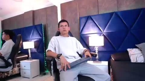 Snapshot of thiagoferrer_ chatting on 30, 6, 2026 T H I A G O online show from 30, 6, 2026