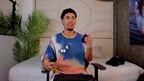 Snapshot of thiagoferreti_ chatting on 16, 10, 2025 ThiagoFerreti online show from 16, 10, 2025