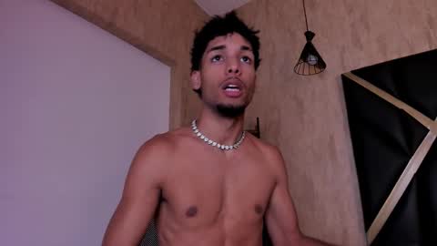 Snapshot of thiagoferreti_ chatting on 18, 10, 2025 ThiagoFerreti online show from 18, 10, 2025