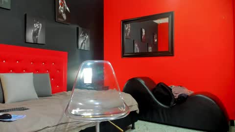 Thia Gomez online show from 23, 9, 2025