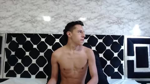 Snapshot of thiagos19 chatting on 4, 5, 2026 Thiago online show from 4, 5, 2026