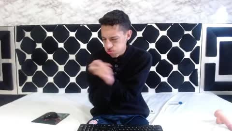 Snapshot of thiagos19 chatting on 24, 5, 2026 Thiago online show from 24, 5, 2026