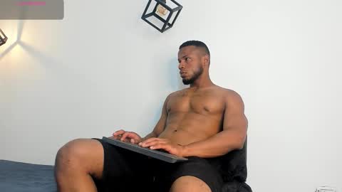 Thiago Instagram   online show from 21, 9, 2025