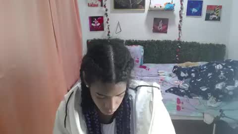 Snapshot of thiana_horny chatting on 16, 6, 2026 thiana_horny online show from 16, 6, 2026