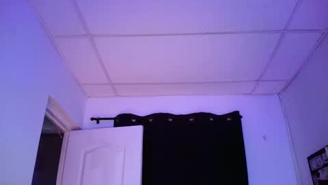 Snapshot of thiara_dor chatting on 15, 12, 2024 Thiara  Next Stream 0211 get my social media 3 online show from 15, 12, 2024