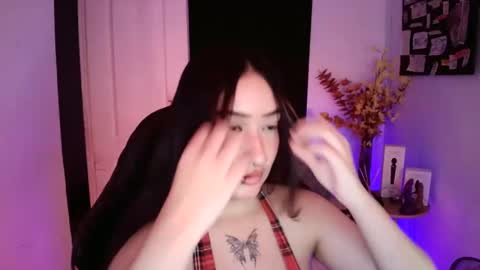 Snapshot of thiara_dor chatting on 8, 3, 2025 Thiara  Next Stream 0211 get my social media 3 online show from 8, 3, 2025