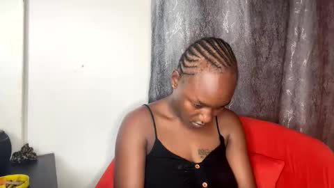 Snapshot of thick_jojo chatting on 25, 10, 2025 Call me Taliee online show from 25, 10, 2025