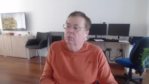 Play online show from 18, 12, 2024