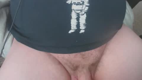 Snapshot of thickboylikestostroke chatting on 6, 1, 2025 thickboylikestostroke online show from 6, 1, 2025
