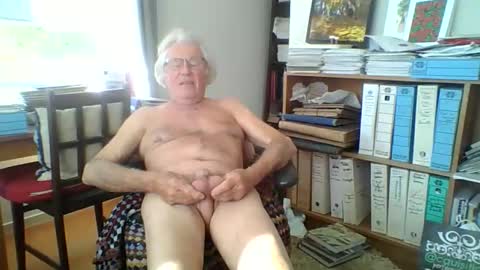 Snapshot of thickcockat71 chatting on 28, 5, 2026 Thickcockat71 online show from 28, 5, 2026