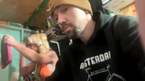 thickdickbadboy online show from 14, 1, 2026