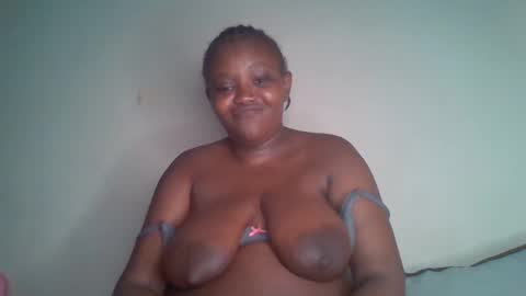 Snapshot of thickianababe chatting on 26, 1, 2025 thickianababe online show from 26, 1, 2025