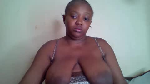 Snapshot of thickianababe chatting on 29, 1, 2025 thickianababe online show from 29, 1, 2025