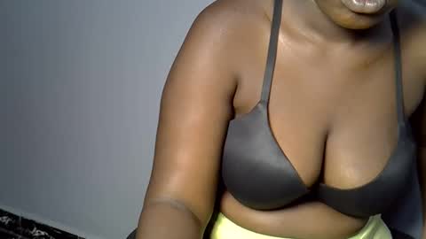 thicky_ebony001 online show from 21, 3, 2026