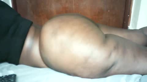 thickybabe_05 online show from 18, 1, 2025