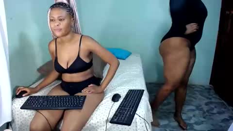 thickykianax online show from 11, 2, 2025