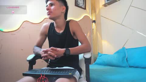 Snapshot of thiiago_xxx chatting on 25, 7, 2026 Thiago online show from 25, 7, 2026