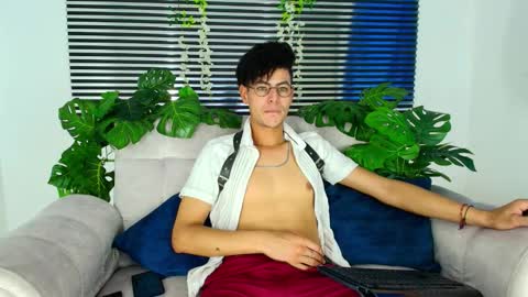 Thiago Saenzz online show from 3, 3, 2026