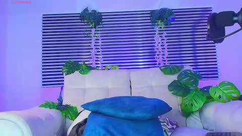 Snapshot of thiiagosaeenz chatting on 17, 6, 2026 Thiago Saenzz online show from 17, 6, 2026