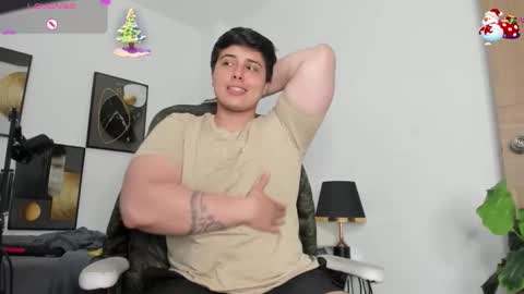 Snapshot of thom_ohtani chatting on 6, 11, 2025 thom_ohtani online show from 6, 11, 2025