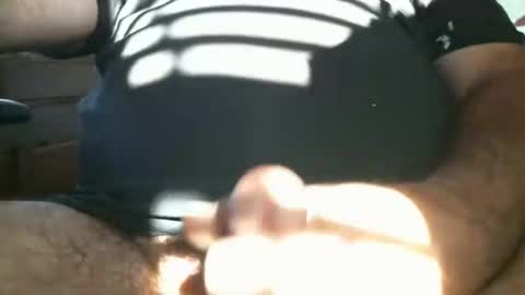 Snapshot of thomas0032 chatting on 8, 9, 2025 thomas0032 online show from 8, 9, 2025