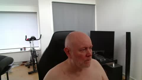 thomas806035 online show from 2, 8, 2026