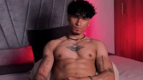 Thomas 3  JUST STAY AND BE MY LAST LOVE online show from 4, 10, 2025