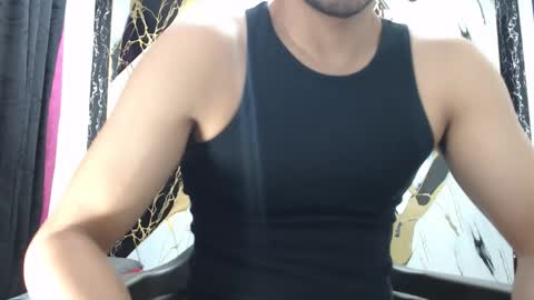 Snapshot of thomas_neuman chatting on 13, 12, 2025 Thomas online show from 13, 12, 2025