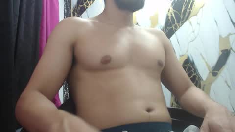 Snapshot of thomas_neuman chatting on 4, 2, 2026 Thomas online show from 4, 2, 2026