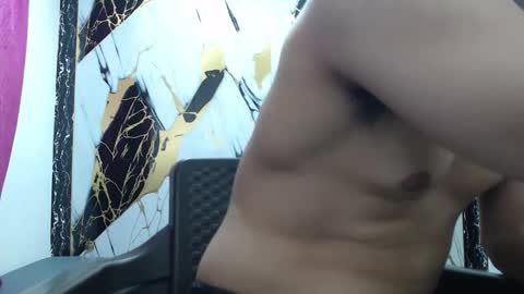 Snapshot of thomas_neuman chatting on 2, 4, 2026 Thomas online show from 2, 4, 2026