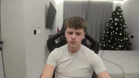 Tomas online show from 2, 2, 2026