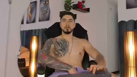 sweetfit boy online show from 26, 9, 2025