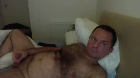 Snapshot of thomaspol chatting on 25, 10, 2025 Tom online show from 25, 10, 2025