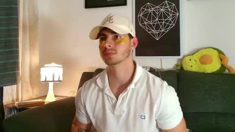 thomylov online show from 10, 2, 2026