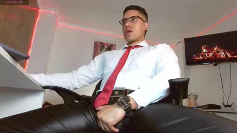 Snapshot of thonydupont chatting on 8, 3, 2026 thonydupont online show from 8, 3, 2026