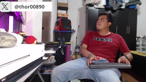 Snapshot of thor0200 chatting on 30, 3, 2026 thor0200 online show from 30, 3, 2026