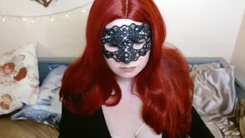 Snapshot of thornyroseb chatting on 27, 2, 2026 thornyroseb online show from 27, 2, 2026