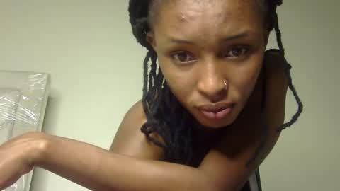 Snapshot of thotiana007 chatting on 24, 2, 2025 thotiana007 online show from 24, 2, 2025