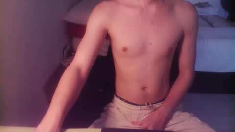 Snapshot of threesadtigers chatting on 16, 2, 2026 threesadtigers online show from 16, 2, 2026